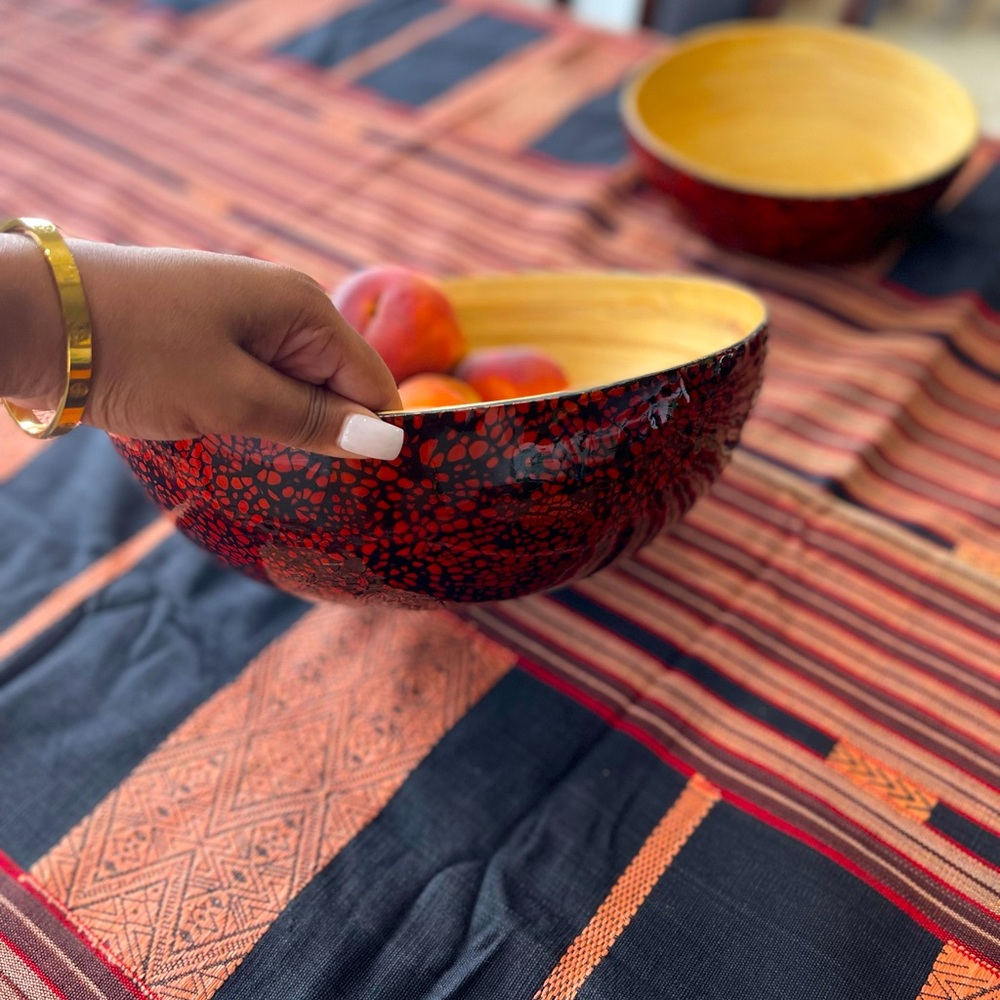 Eggshell accent bowls